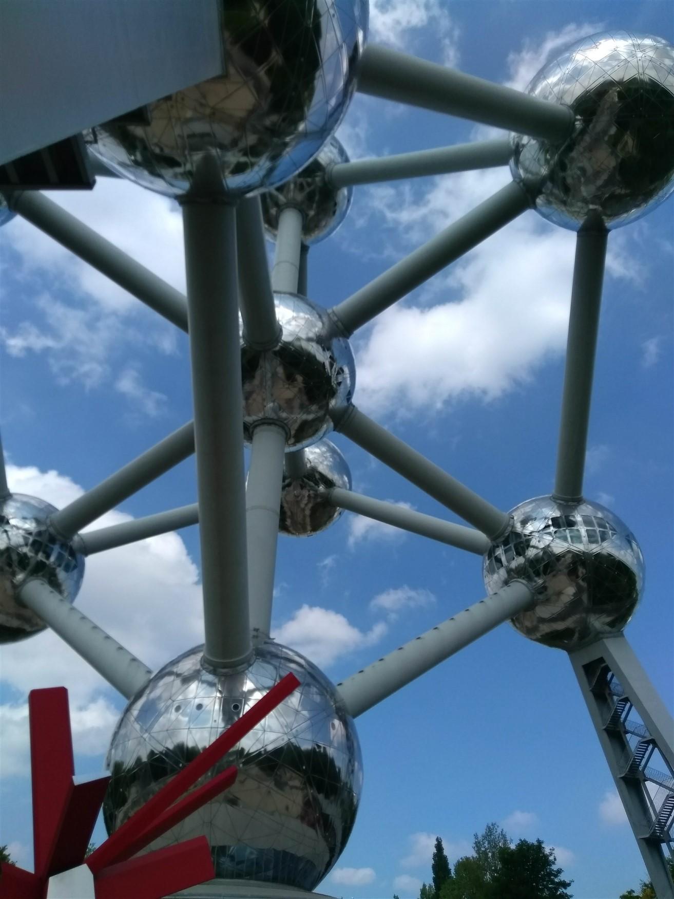 Foto atomium di bruxelles