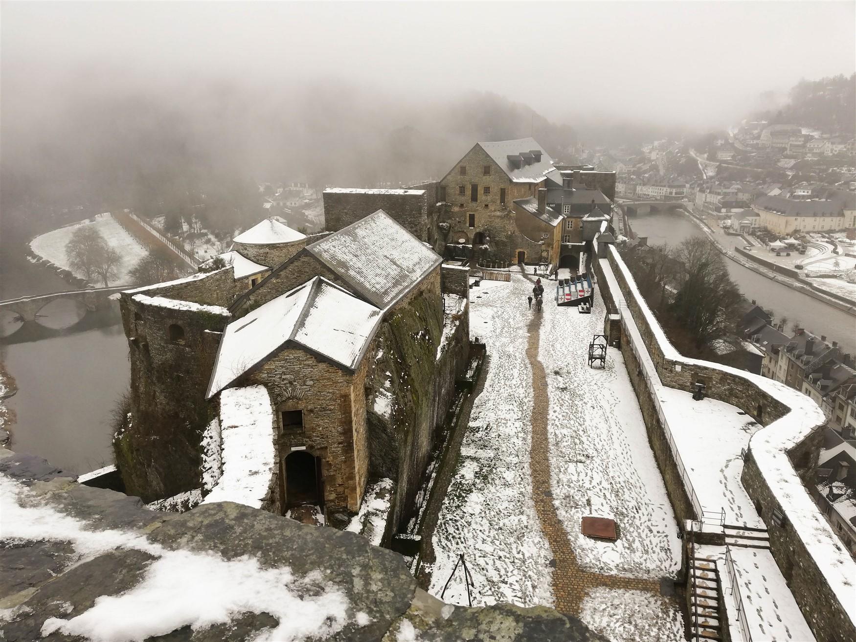 Foto castello di bouillon belgio