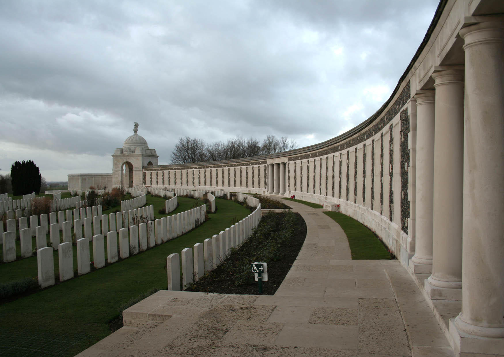 Foto cimitero tyne cot