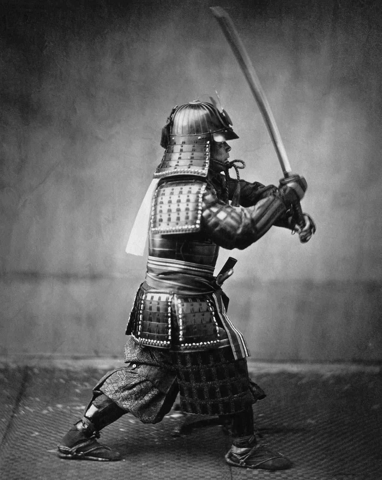 Foto samurai con spada