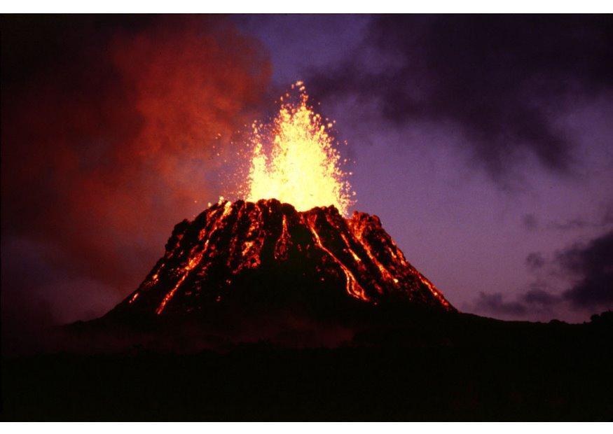 Foto vulcano - eruzione